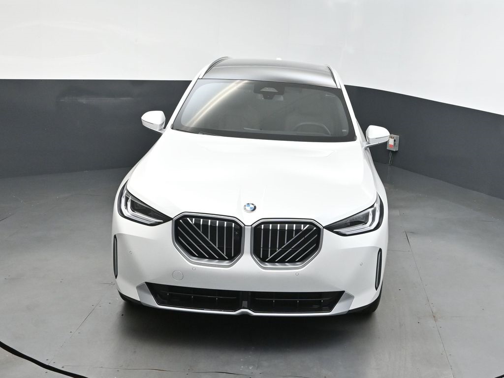 2025 Mineral White Metallic BMW X3 30 xDrive AWD SUV