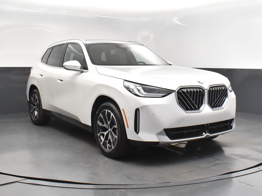 2025 Mineral White Metallic BMW X3 30 xDrive AWD SUV