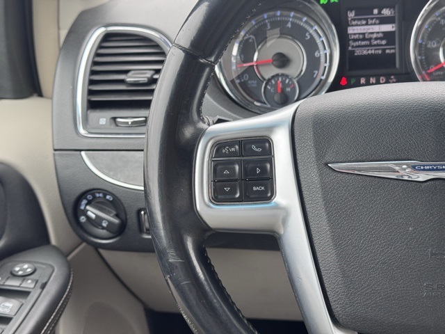 2012 Chrysler Town & Country Touring