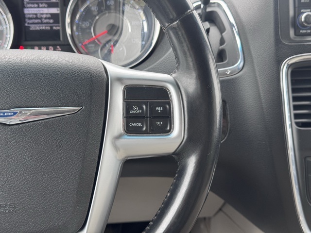 2012 Chrysler Town & Country Touring