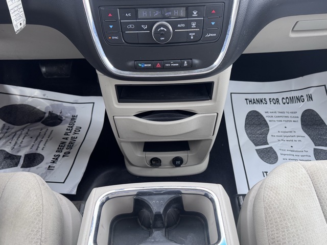 2012 Chrysler Town & Country Touring