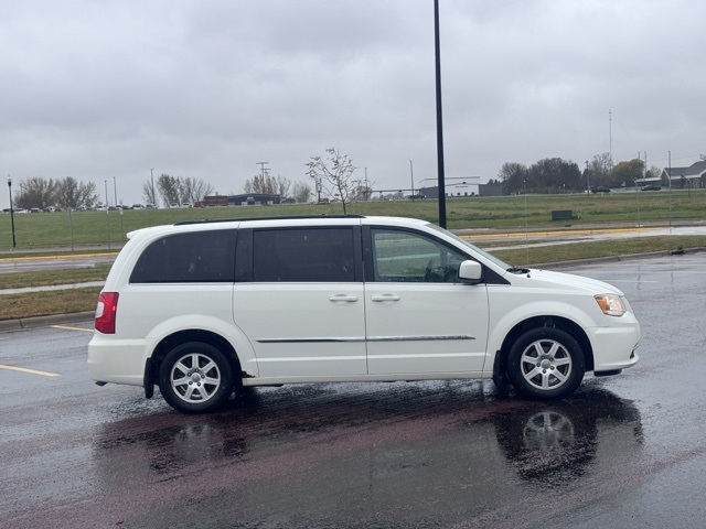 2012 Chrysler Town & Country Touring