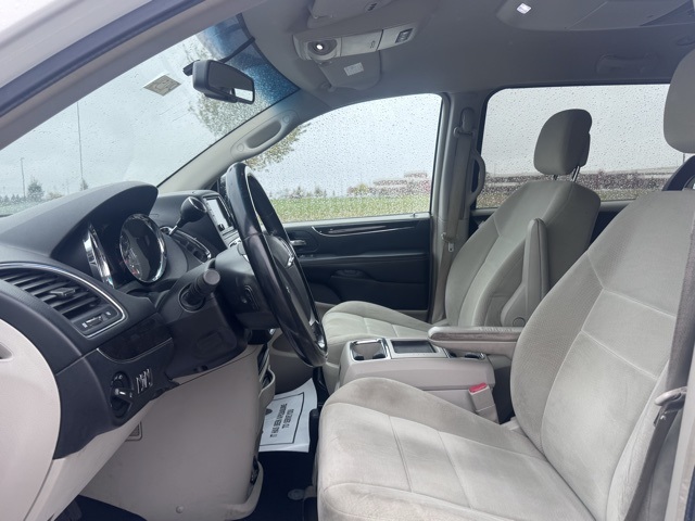 2012 Chrysler Town & Country Touring