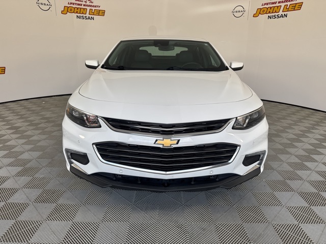 2017 Summit White Chevrolet Malibu LT FWD Sedan