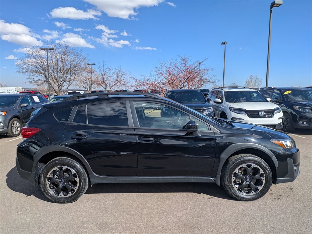 2022 Subaru Crosstrek Premium photo 2
