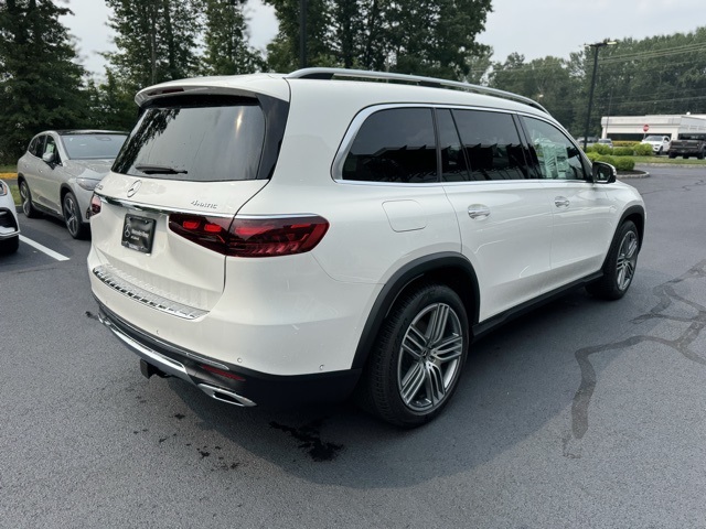 2025 Mercedes Benz GLS 450 4MATIC photo 3