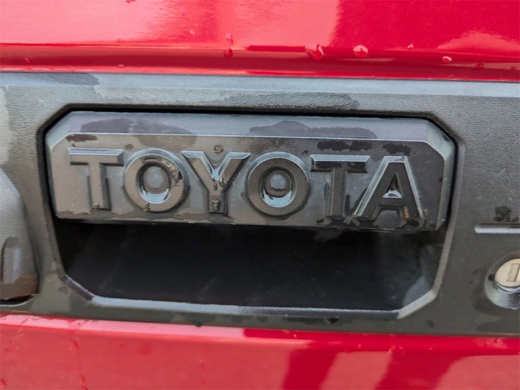 2023 Toyota Tacoma TRD Off-Road photo 23