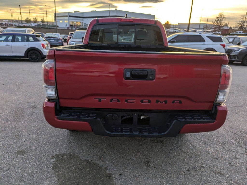 2023 Toyota Tacoma TRD Off-Road photo 3