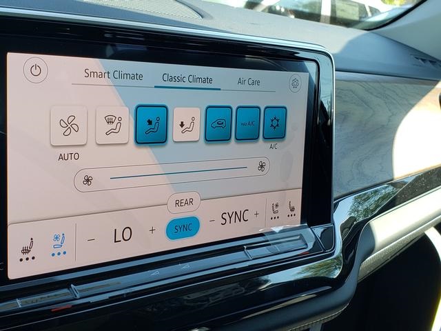 new 2026 Volkswagen Atlas car, priced at $50,383