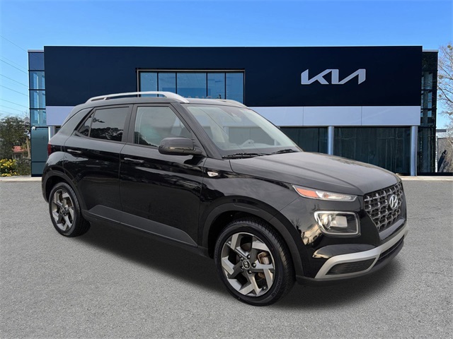 2022 Hyundai Venue SEL