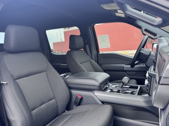 2025 Ford F-150 XLT photo 20