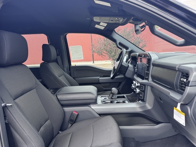2025 Ford F-150 XLT photo 21