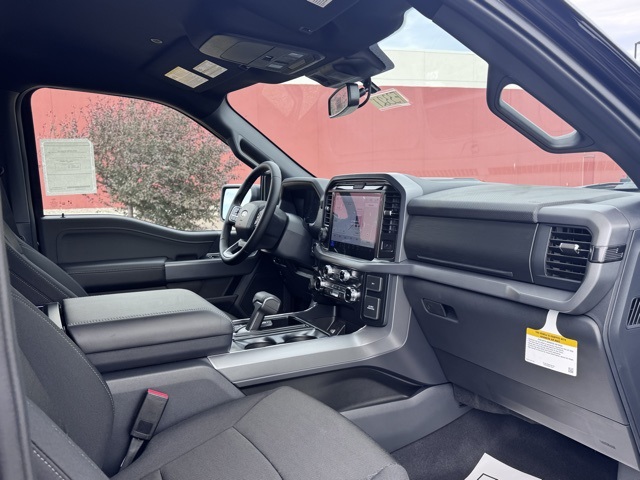 2025 Ford F-150 XLT photo 22