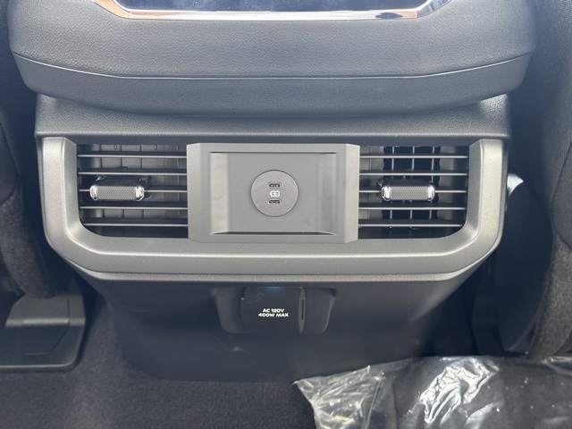 2025 Ford F-150 XLT photo 28