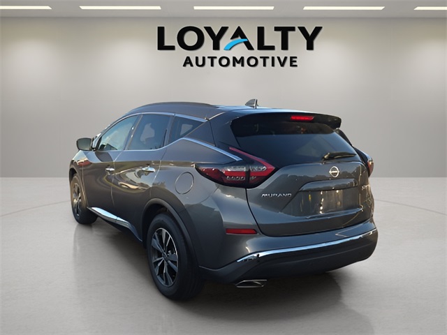 2023 Nissan Murano SV photo 3
