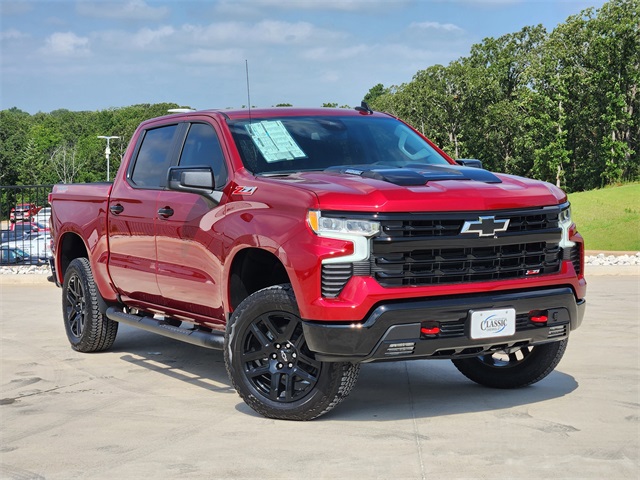 2025 Radiant Red Tintcoat Chevrolet Silverado 1500 LT Trail Boss Truck