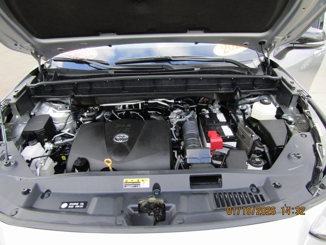 used 2022 Toyota Highlander car