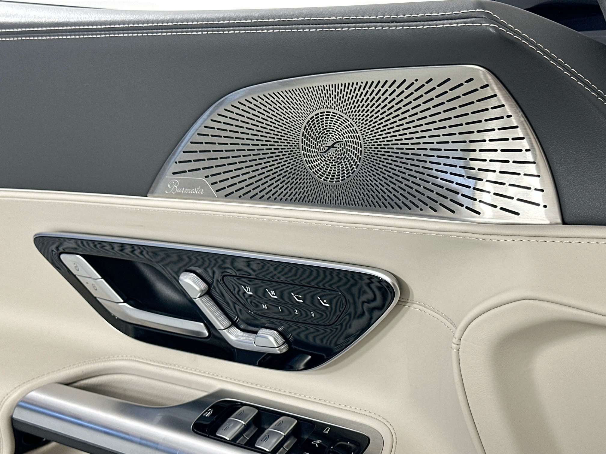 used 2022 Mercedes-Benz SL-Class car, priced at $94,995