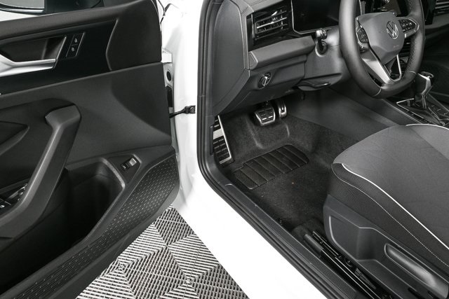 new 2025 Volkswagen Jetta car, priced at $24,517