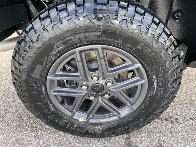 2025 Jeep Wrangler Sport S photo 4