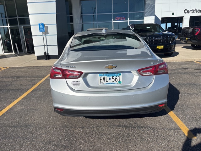 2021 Chevrolet Malibu FWD LT