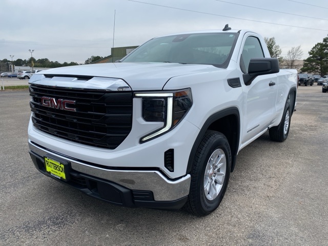 2024 GMC Sierra 1500 Pro's photo