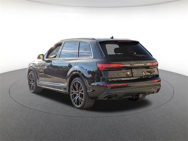 new 2025 Audi Q7 car, priced at $82,069