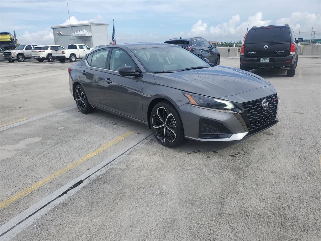 new 2025 Nissan Altima car, priced at $30,085