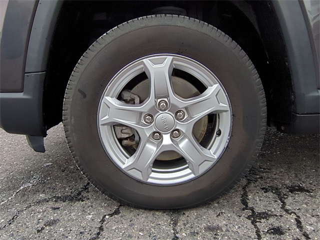 used 2022 Jeep Compass car, priced at $18,511