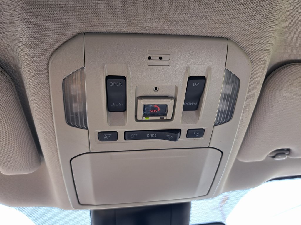 2022 Toyota Highlander XLE SUV AWD 23