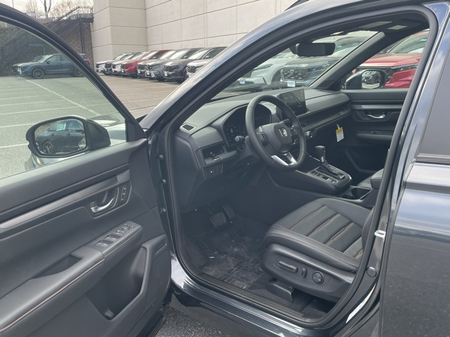 new 2026 Honda CR-V Hybrid car, priced at $41,675