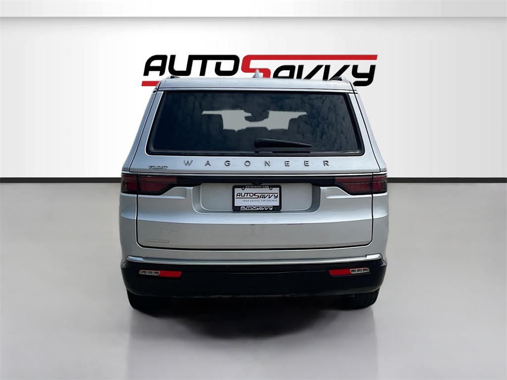 2023 Jeep Wagoneer Base photo 6
