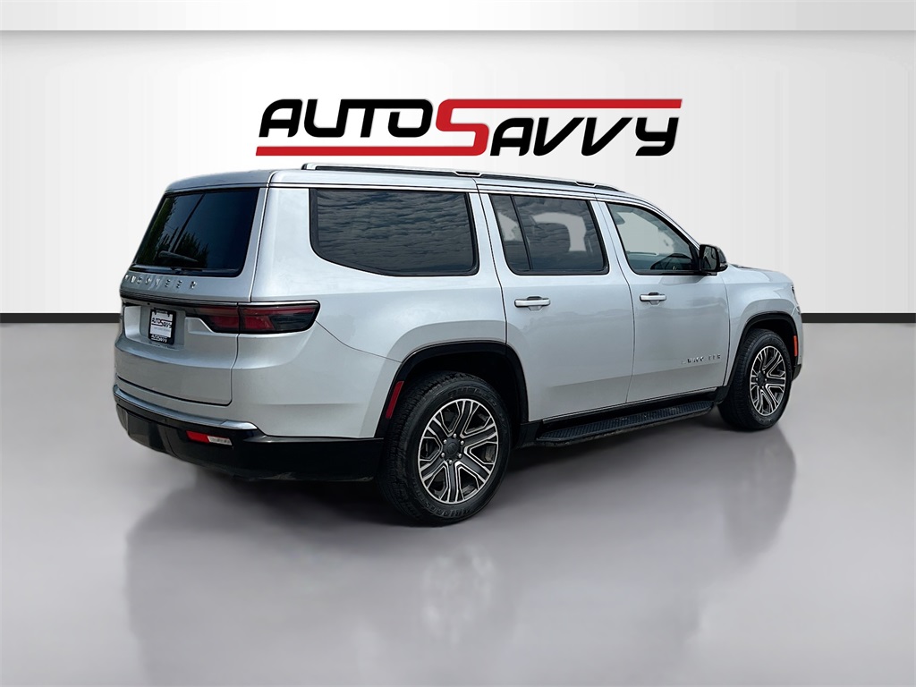 2023 Jeep Wagoneer Base photo 7