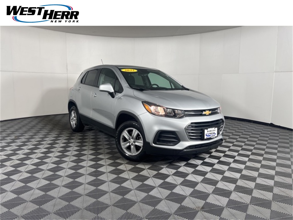 Pre-Owned 2022 Chevrolet Trax LS 4D Sport Utility in #CO25Z123