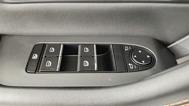 new 2025 Mazda CX-70 PHEV car, priced at $55,915