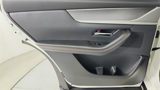 new 2025 Mazda CX-70 PHEV car, priced at $55,915