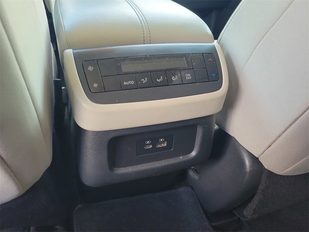 2022 Gun Metallic Nissan Pathfinder SV FWD SUV
