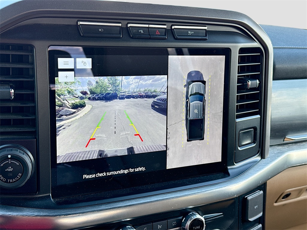 2023 Ford F-150 Lariat photo 13