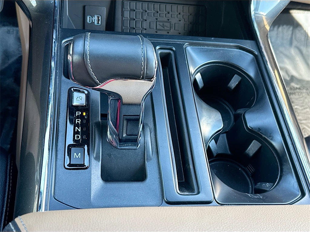 2023 Ford F-150 Lariat photo 16