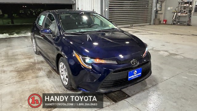 2026 Toyota Corolla LE's photo
