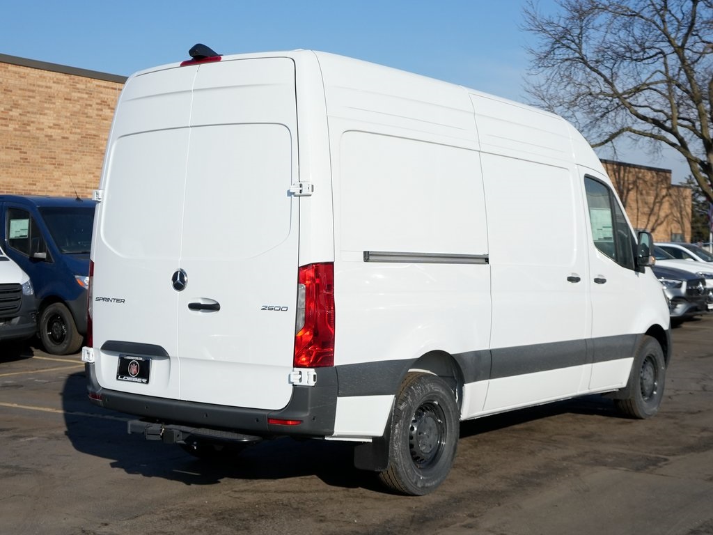 new 2026 Mercedes-Benz Sprinter 2500 car, priced at $66,371