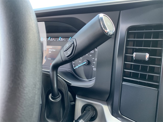 2025 Oxford White Ford Super Duty F-250 SRW XL 4X4 Truck