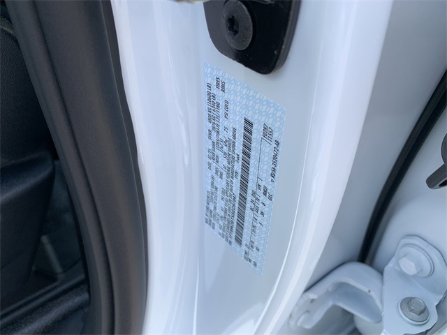 2025 Oxford White Ford Super Duty F-250 SRW XL 4X4 Truck