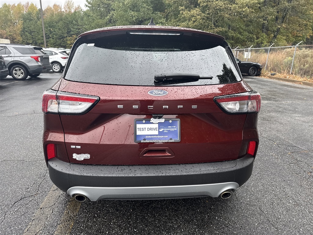 2021 Ford Escape SE photo 4