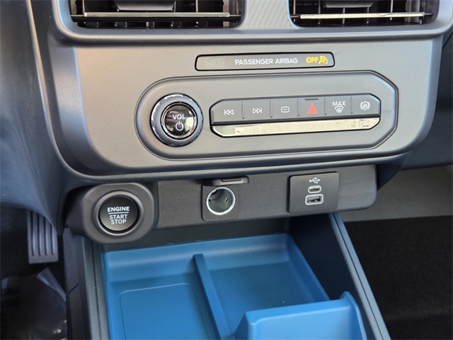 New 2025 Ford Maverick XLT 4D Crew Cab