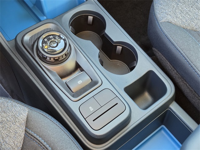 New 2025 Ford Maverick XLT 4D Crew Cab