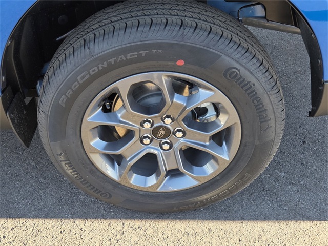 New 2025 Ford Maverick XLT 4D Crew Cab