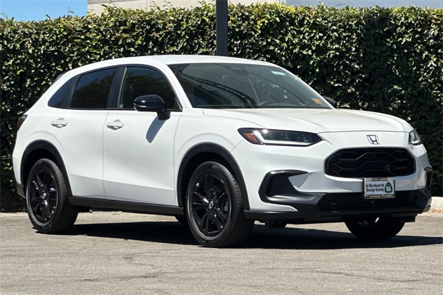 2026 Honda HR-V Sport photo 2