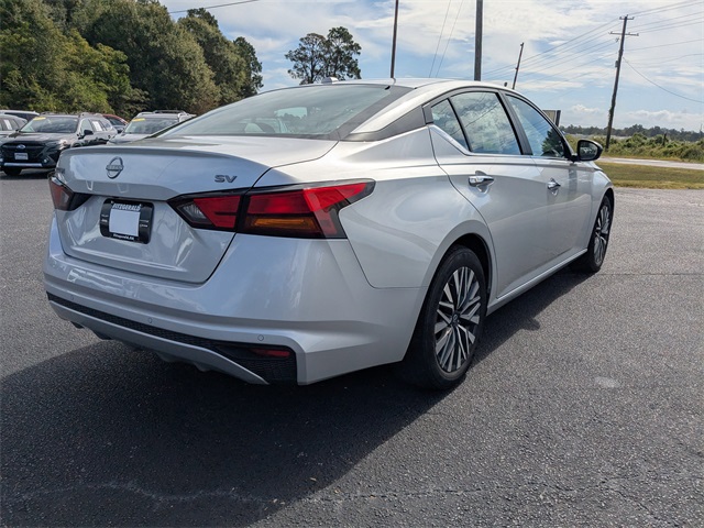 2024 Nissan Altima SV FWD