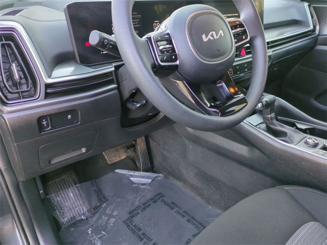 used 2025 Kia Sorento car, priced at $27,490